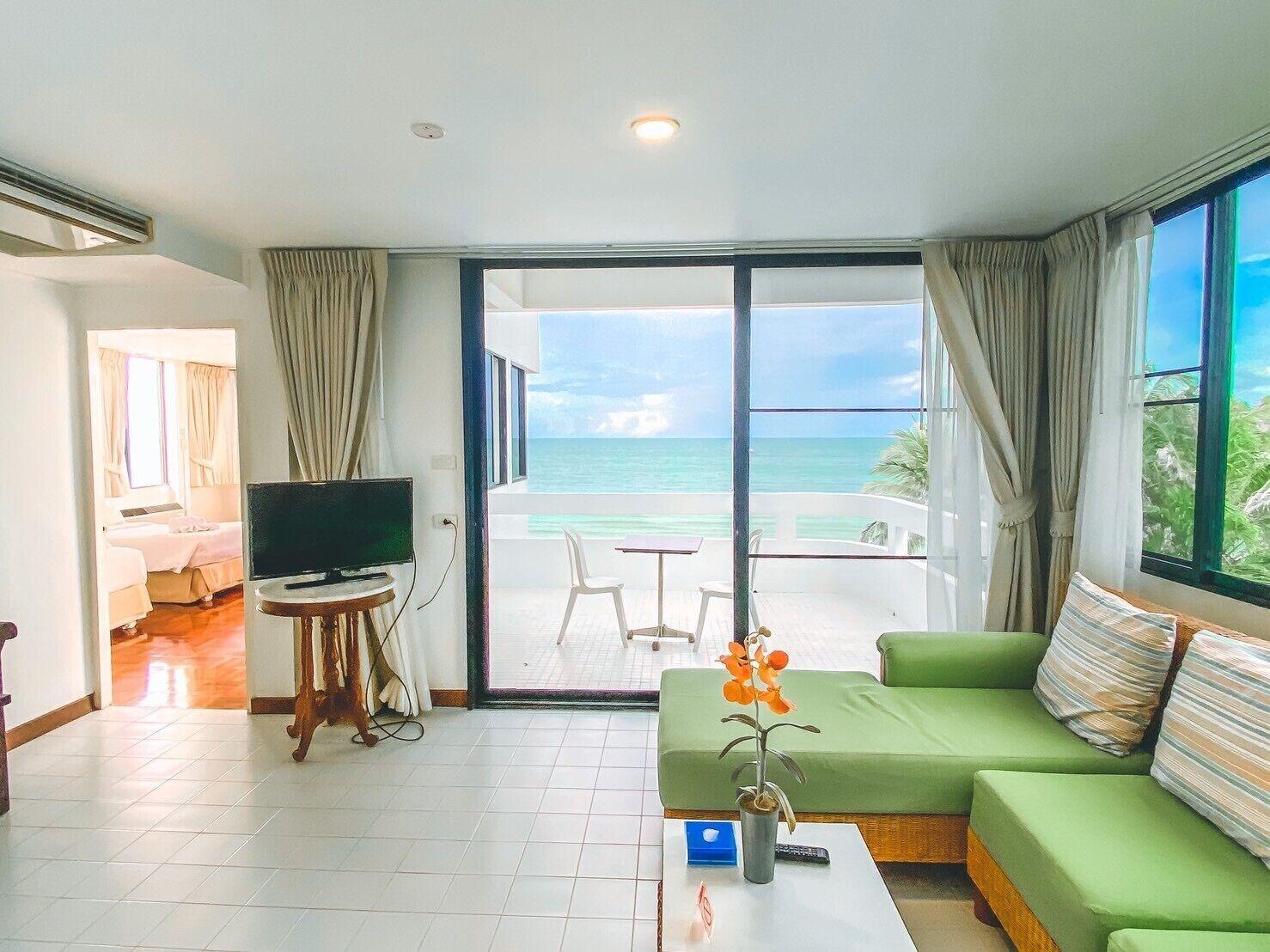 Nern Chalet Beachfront Hotel HHQ Exteriör bild