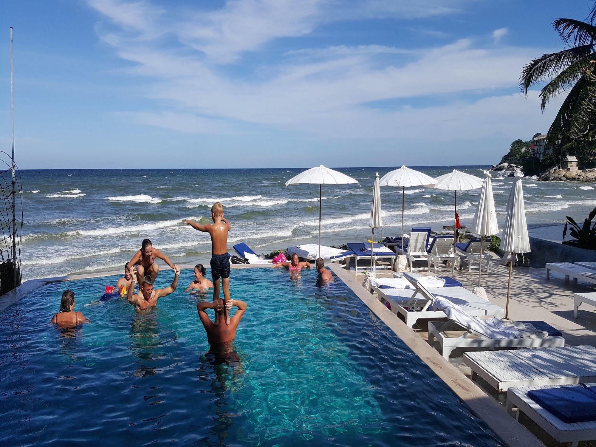 Nern Chalet Beachfront Hotel HHQ Exteriör bild