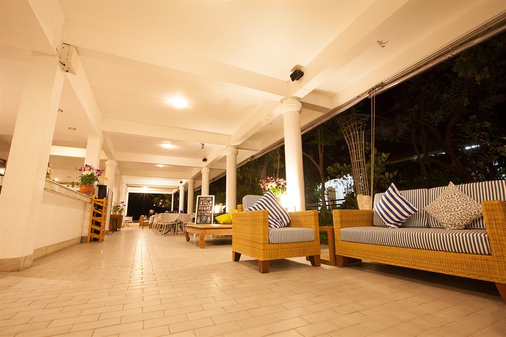 Nern Chalet Beachfront Hotel HHQ Exteriör bild